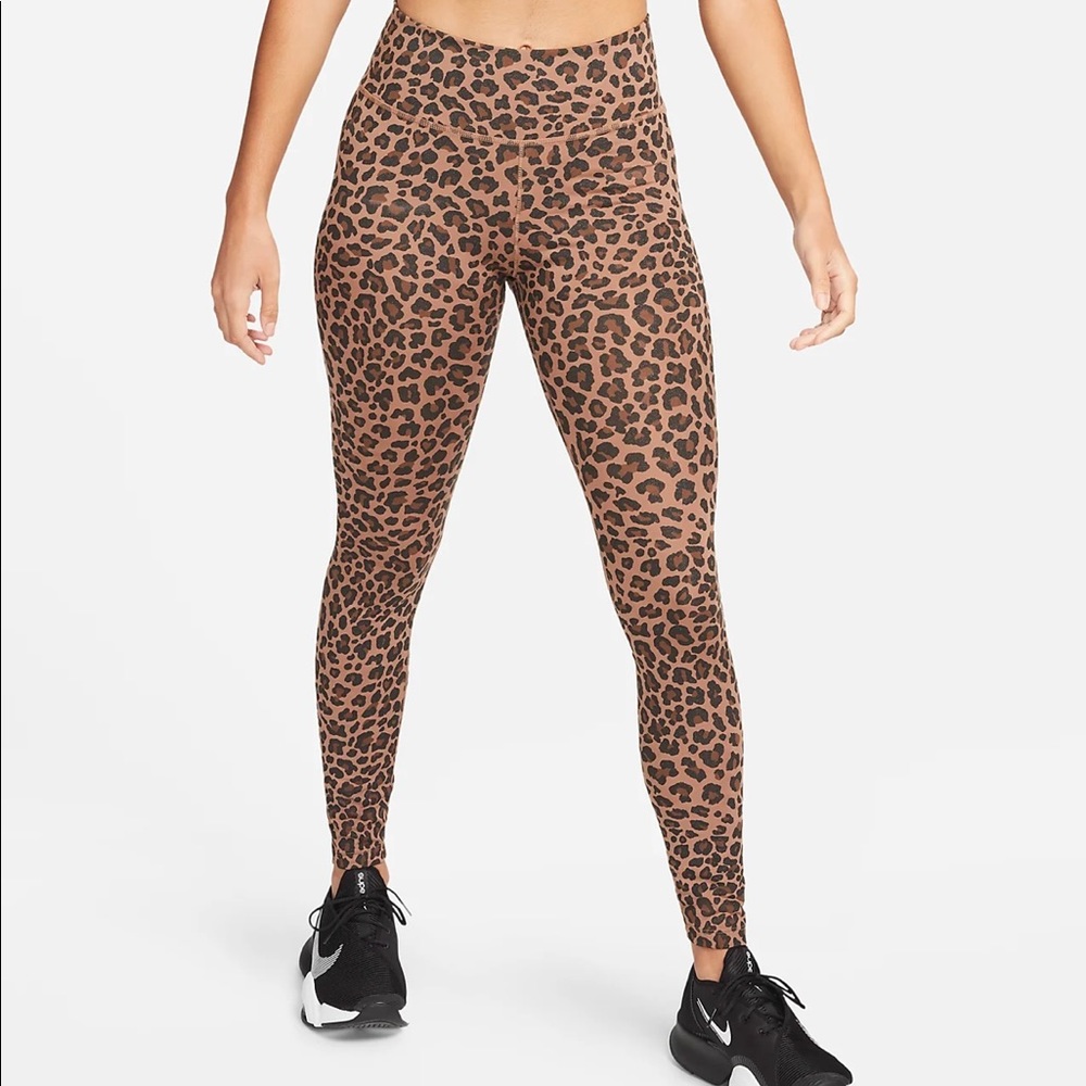 Nike Leopard Leggings